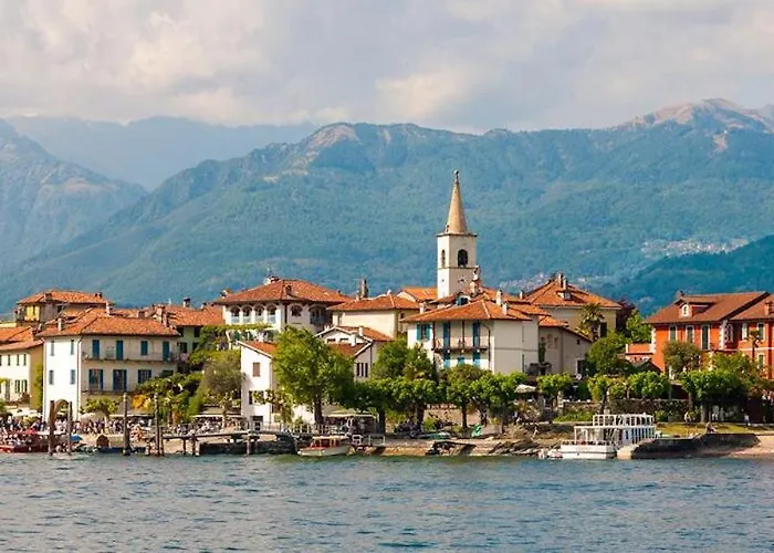 Breathtaking Lake View In The Heart Of Stresa